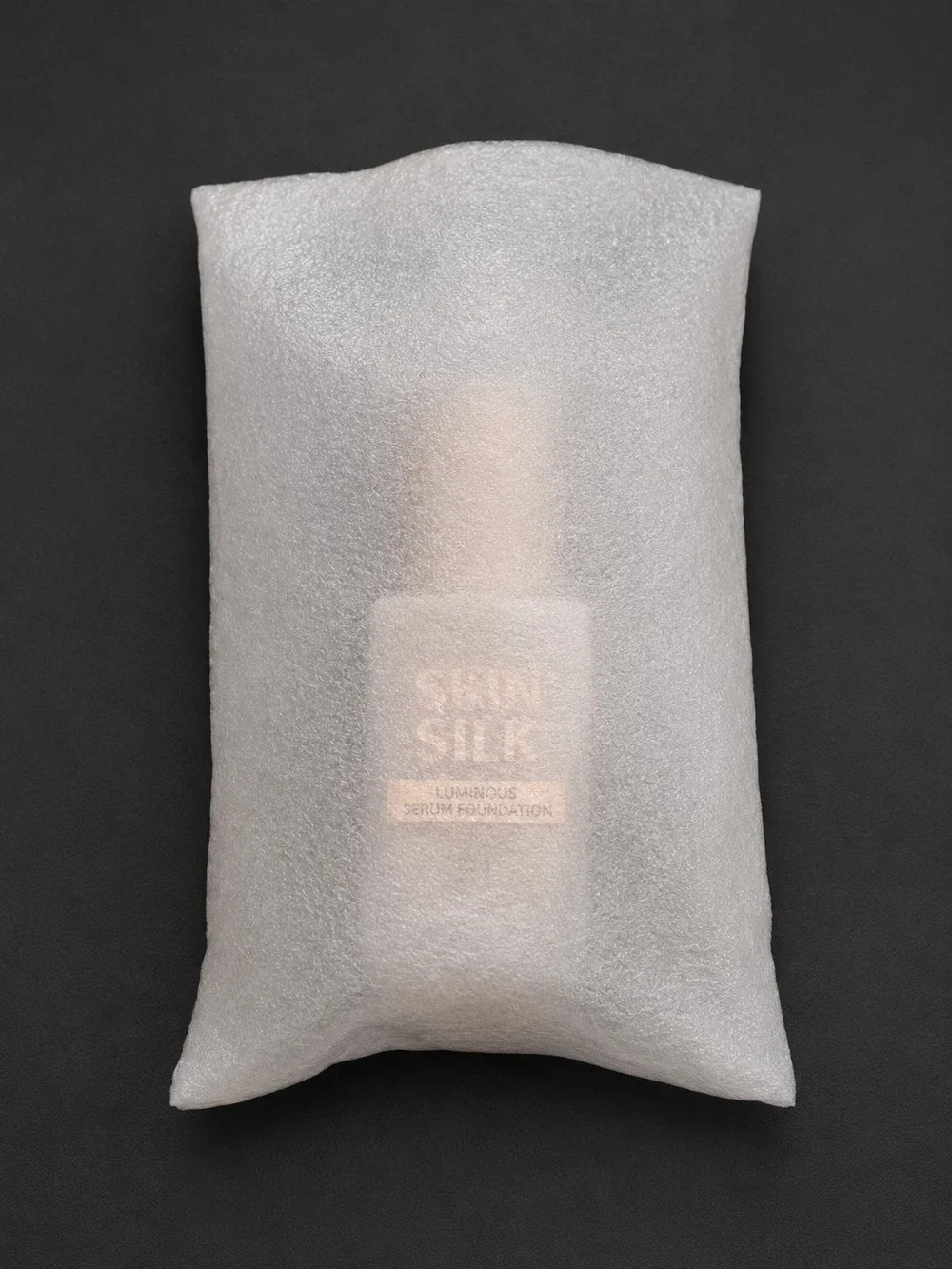 Makeup Revolution Skin Silk Serum Foundation F1